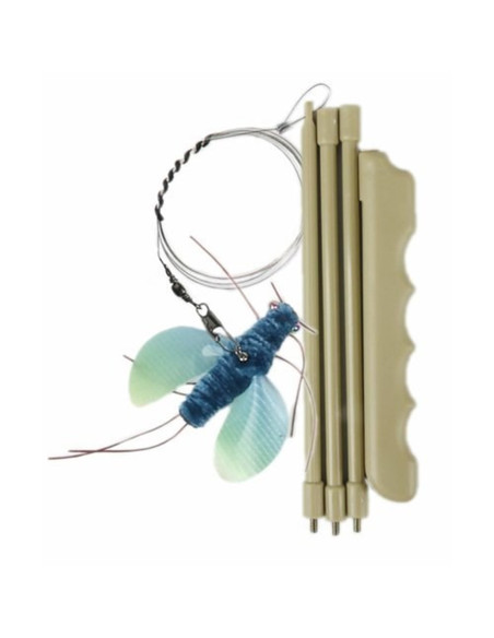 Katzenangel mit blauer Käfer